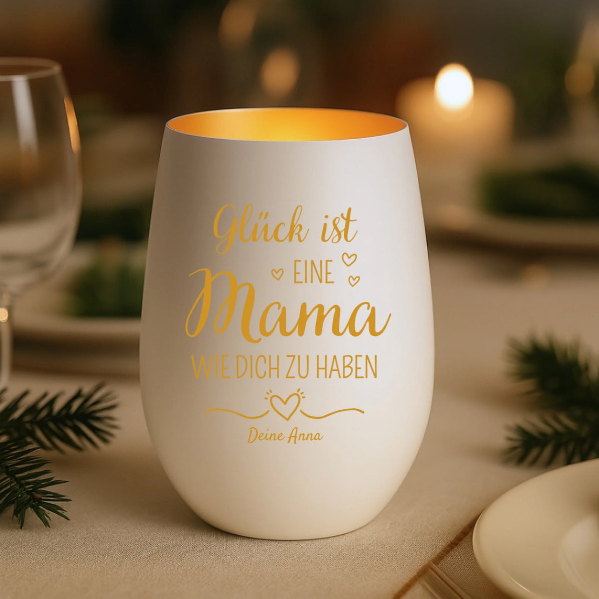 Weiß Mockup 3